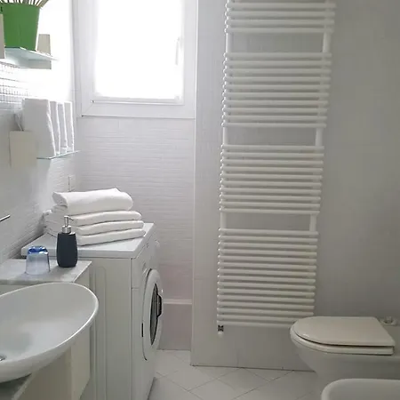 Le Stanze Del Trenino Rosso Apartman Tirano