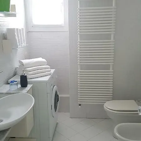 Apartment Le Stanze Del Trenino Rosso *