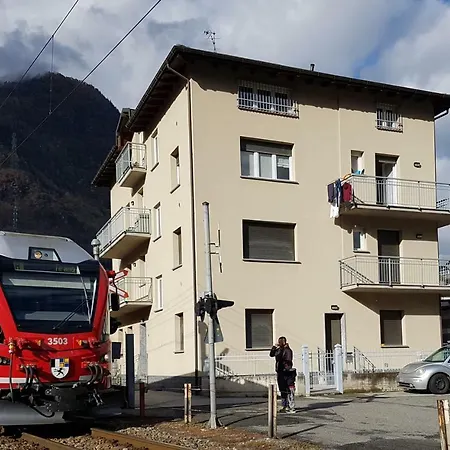 Le Stanze Del Trenino Rosso Tirano
